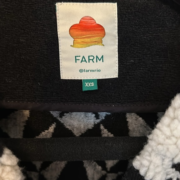 Farm Rio black and white fleece wrap coat - Picture 2 of 2